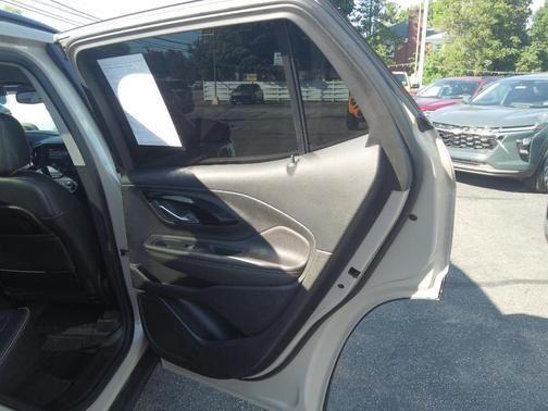 used 2022 GMC Terrain car, priced at $23,995