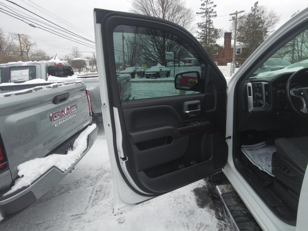 used 2018 GMC Sierra 1500 car, priced at $23,995