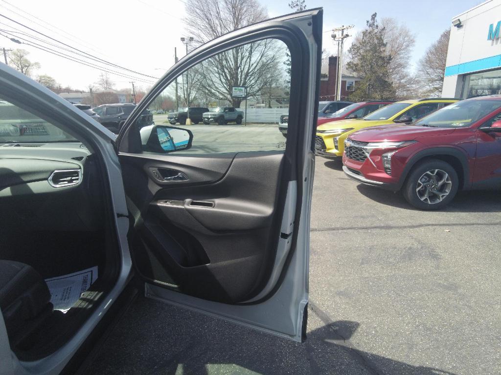 used 2022 Chevrolet Equinox car, priced at $21,995