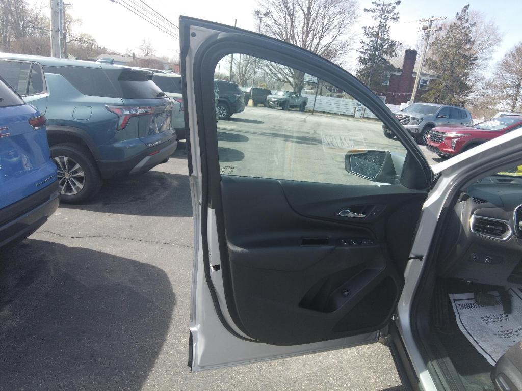used 2022 Chevrolet Equinox car, priced at $21,995