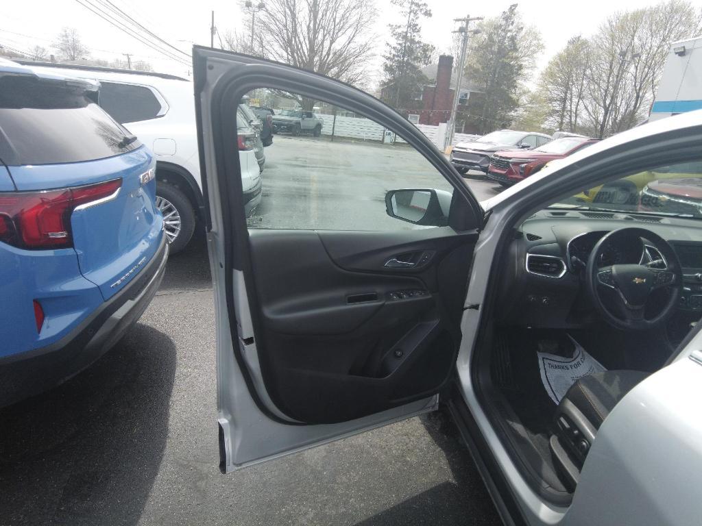 used 2022 Chevrolet Equinox car, priced at $21,995