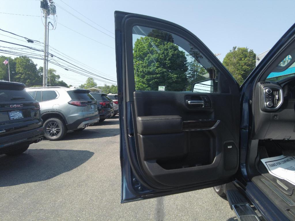 used 2019 GMC Sierra 1500 car, priced at $33,995