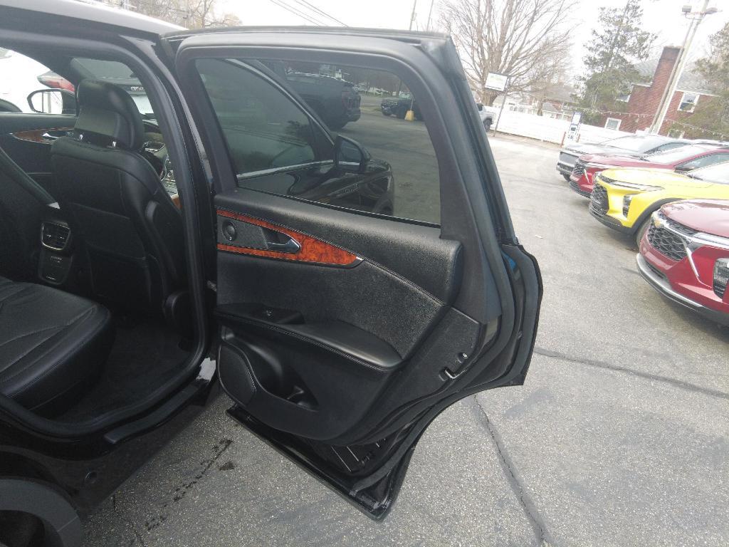 used 2019 Lincoln Nautilus car, priced at $24,995