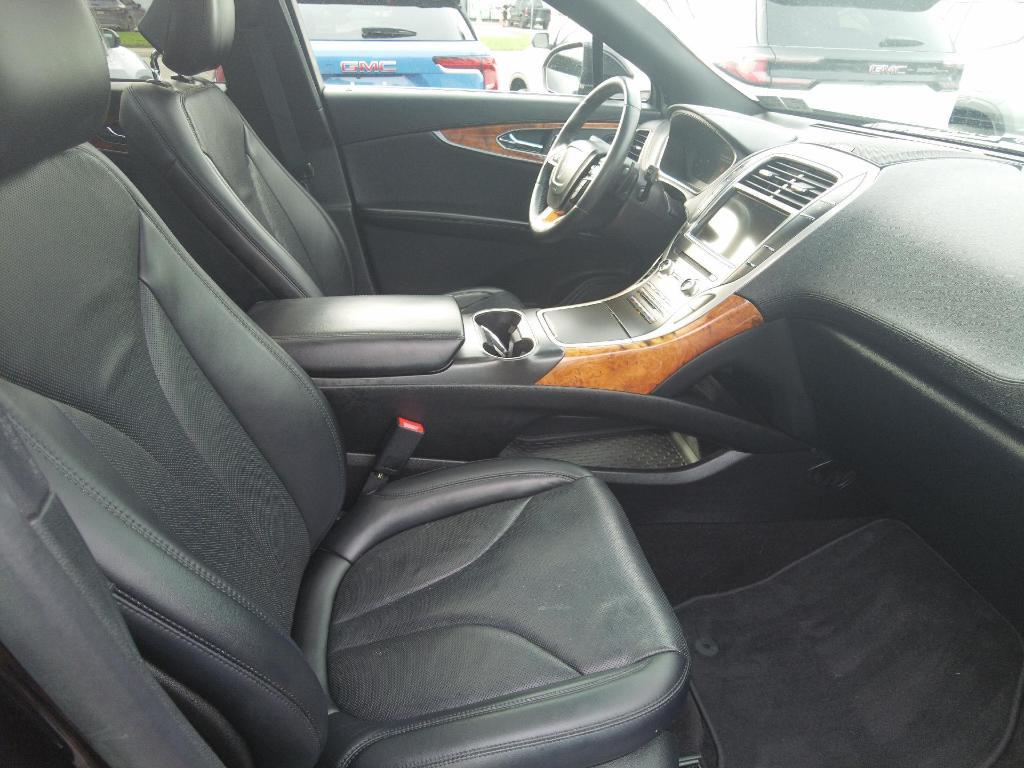 used 2019 Lincoln Nautilus car, priced at $24,995
