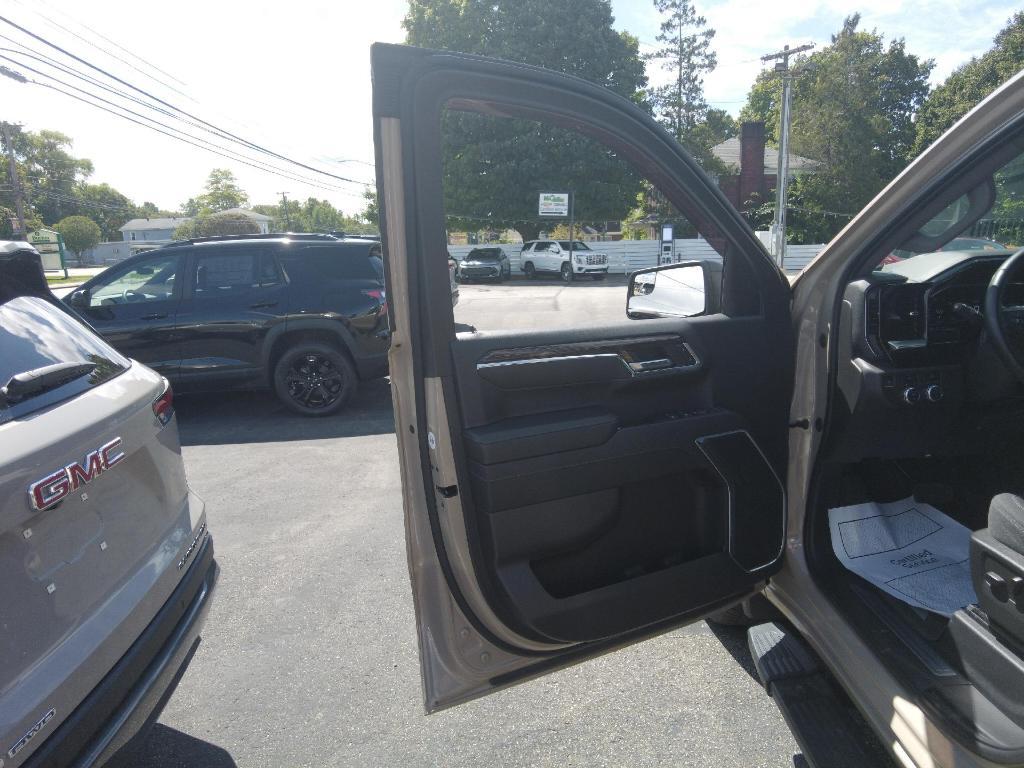 used 2023 GMC Sierra 1500 car, priced at $44,995