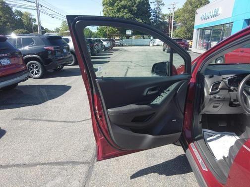 used 2018 Chevrolet Trax car, priced at $15,995
