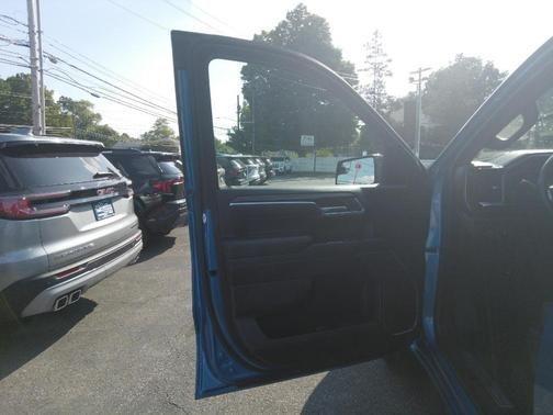 used 2024 Chevrolet Silverado 1500 car, priced at $40,995