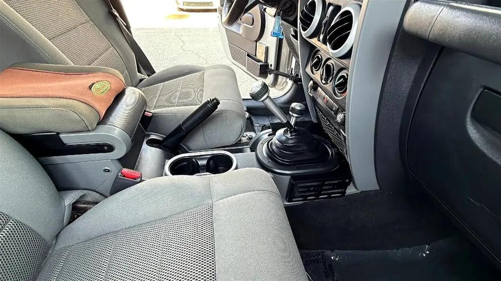 used 2009 Jeep Wrangler Unlimited car, priced at $11,995