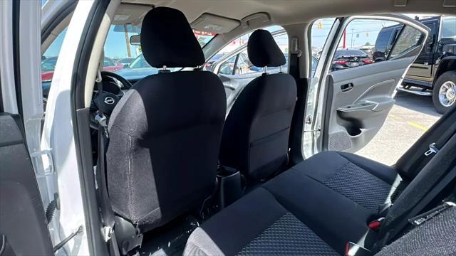 used 2023 Nissan Versa car