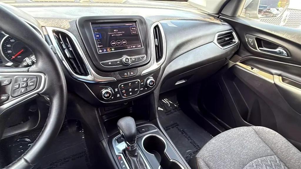 used 2023 Chevrolet Equinox car, priced at $17,495