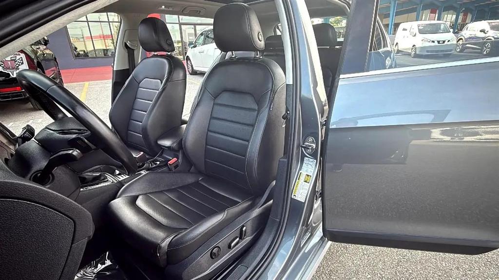 used 2017 Volkswagen Golf Alltrack car, priced at $11,995
