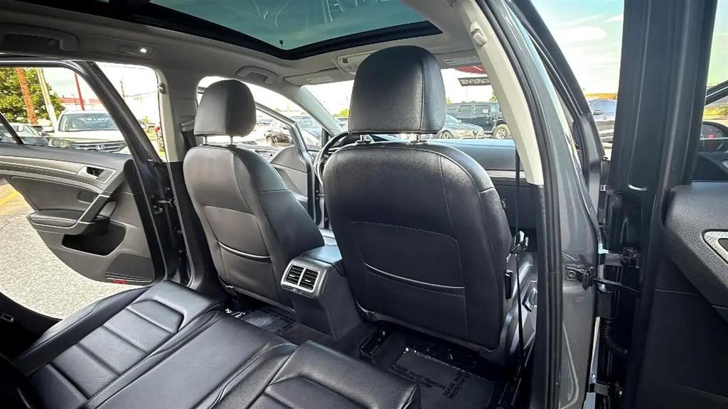 used 2017 Volkswagen Golf Alltrack car, priced at $11,995