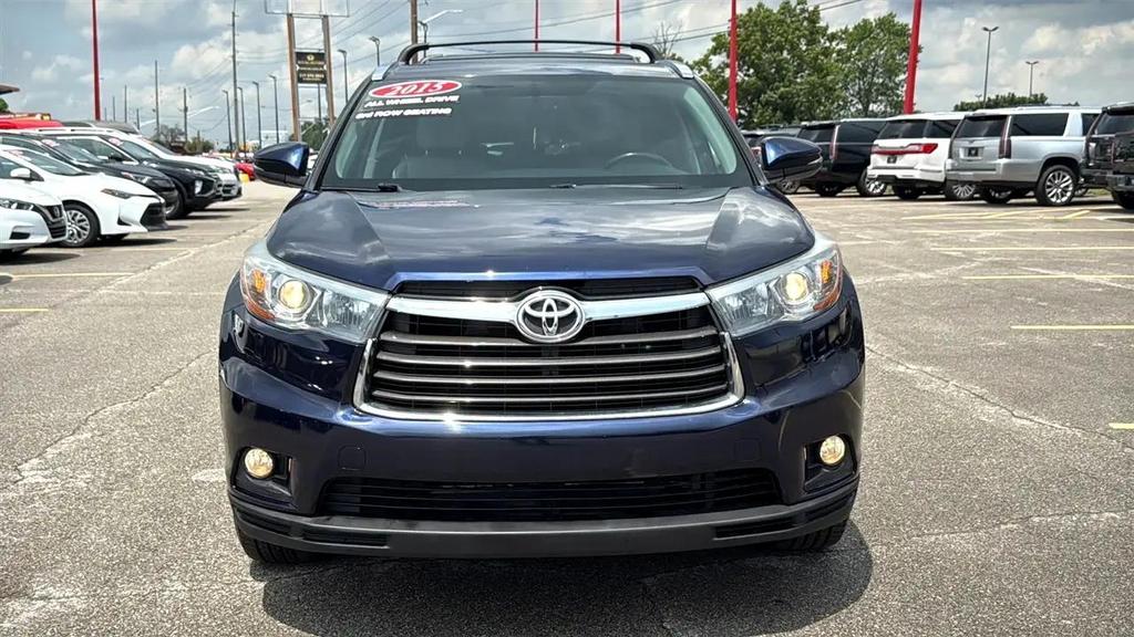 used 2015 Toyota Highlander car, priced at $17,695