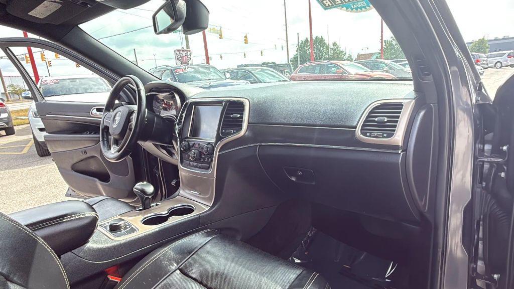 used 2015 Jeep Grand Cherokee car, priced at $12,995