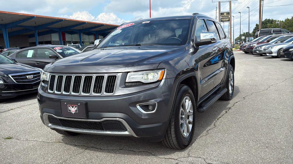 used 2015 Jeep Grand Cherokee car, priced at $12,995