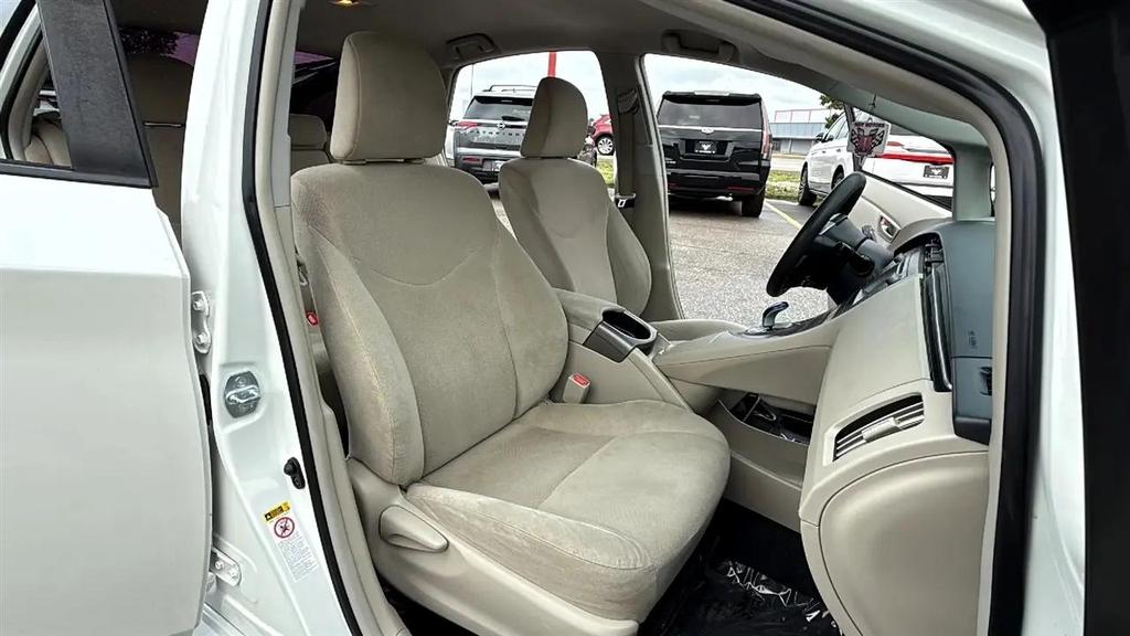 used 2015 Toyota Prius car, priced at $11,995