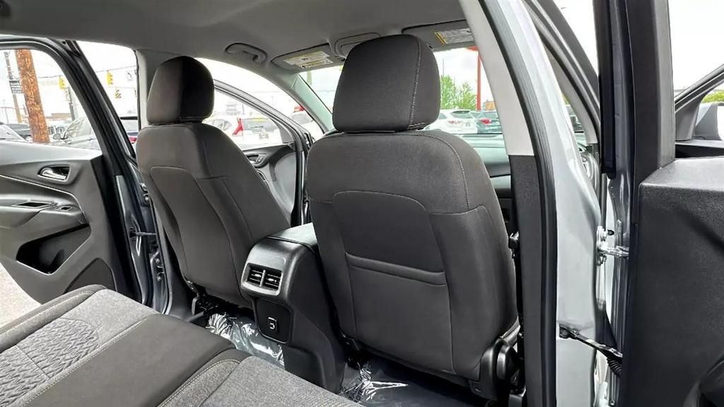 used 2023 Chevrolet Equinox car, priced at $18,995