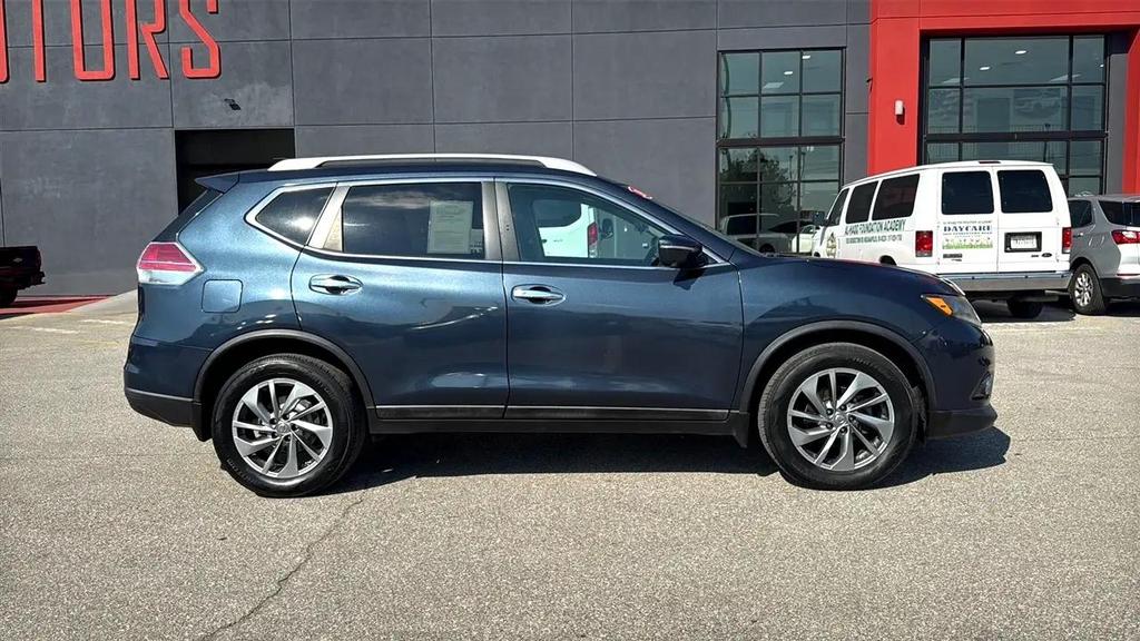 used 2015 Nissan Rogue car, priced at $11,995