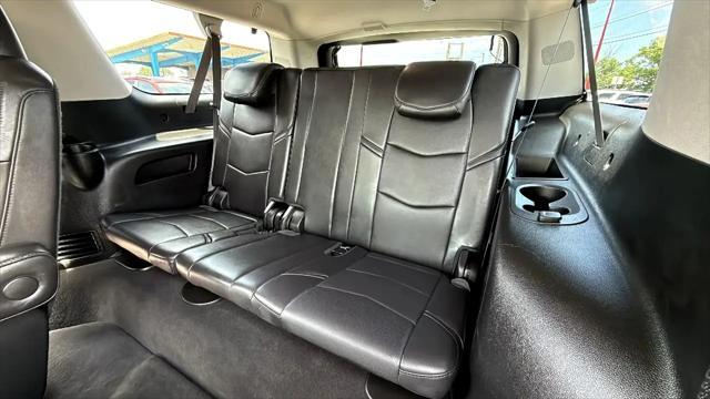 used 2018 Cadillac Escalade ESV car, priced at $28,995