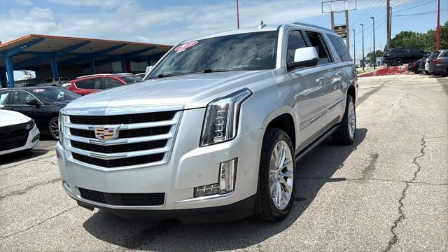 used 2018 Cadillac Escalade ESV car, priced at $28,995
