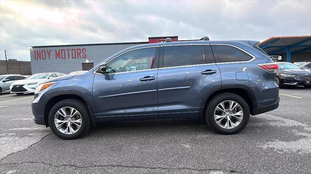 used 2015 Toyota Highlander car, priced at $18,995