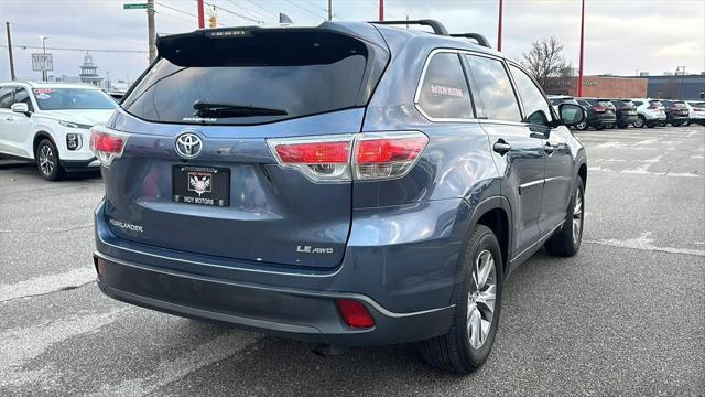 used 2015 Toyota Highlander car, priced at $18,995