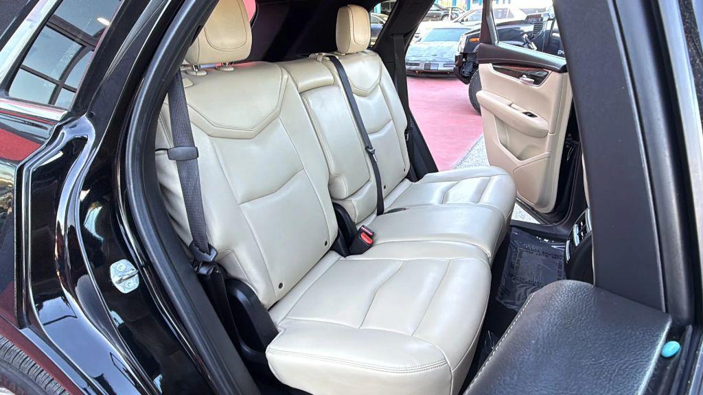 used 2017 Cadillac XT5 car, priced at $12,995