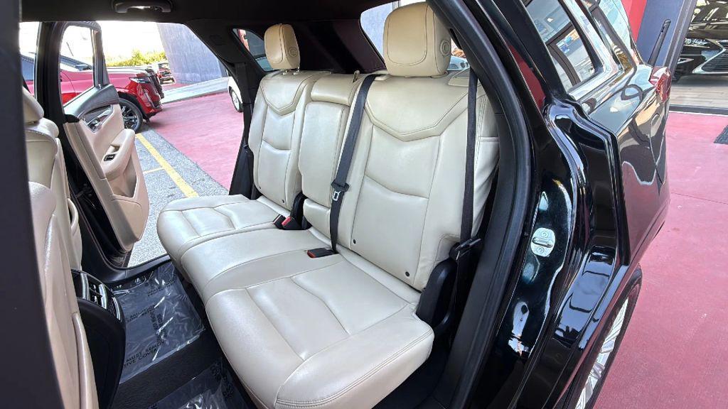 used 2017 Cadillac XT5 car, priced at $12,995