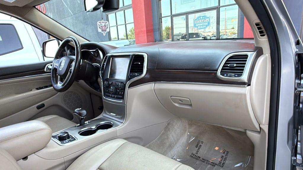 used 2015 Jeep Grand Cherokee car, priced at $11,995