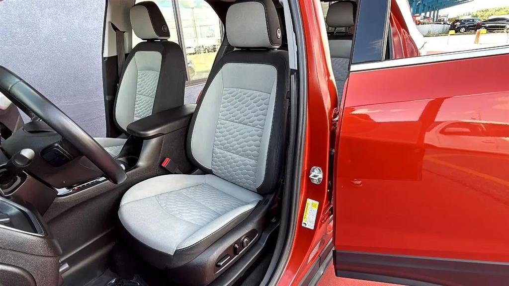 used 2020 Chevrolet Equinox car, priced at $15,995