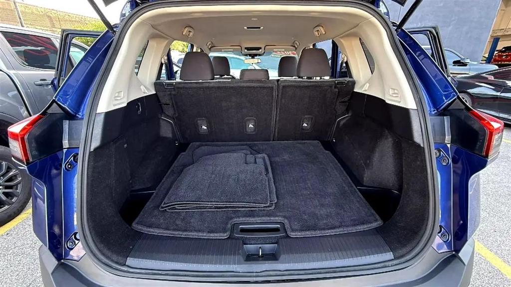 used 2022 Nissan Rogue car, priced at $21,495
