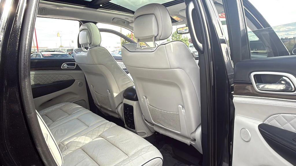 used 2018 Jeep Grand Cherokee car, priced at $17,995