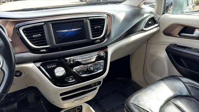 used 2018 Chrysler Pacifica car, priced at $12,995