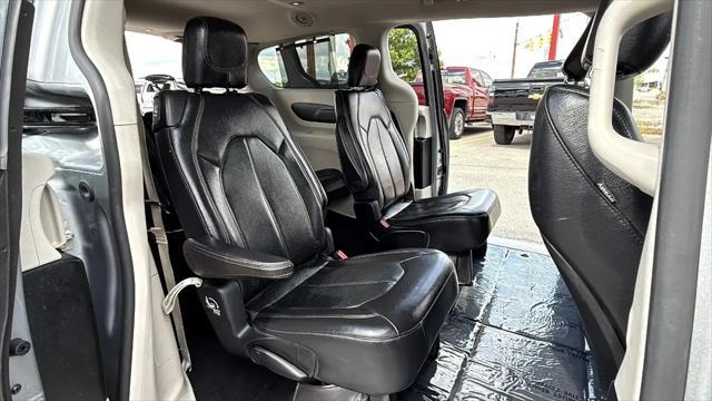 used 2018 Chrysler Pacifica car, priced at $12,995