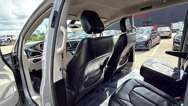 used 2018 Chrysler Pacifica car, priced at $12,995