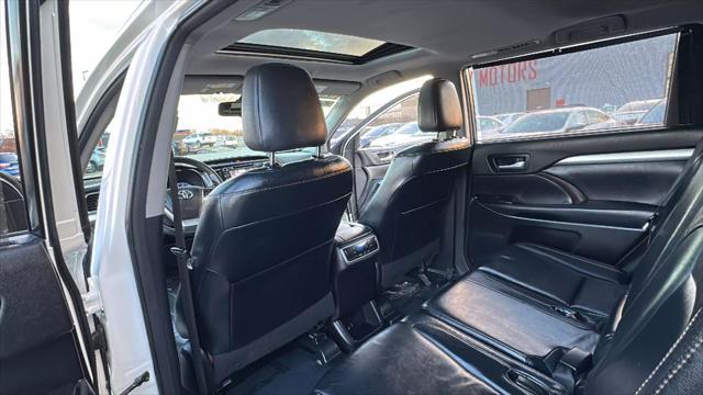 used 2014 Toyota Highlander car, priced at $14,995