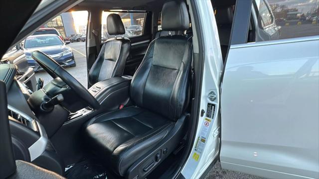 used 2014 Toyota Highlander car, priced at $14,995