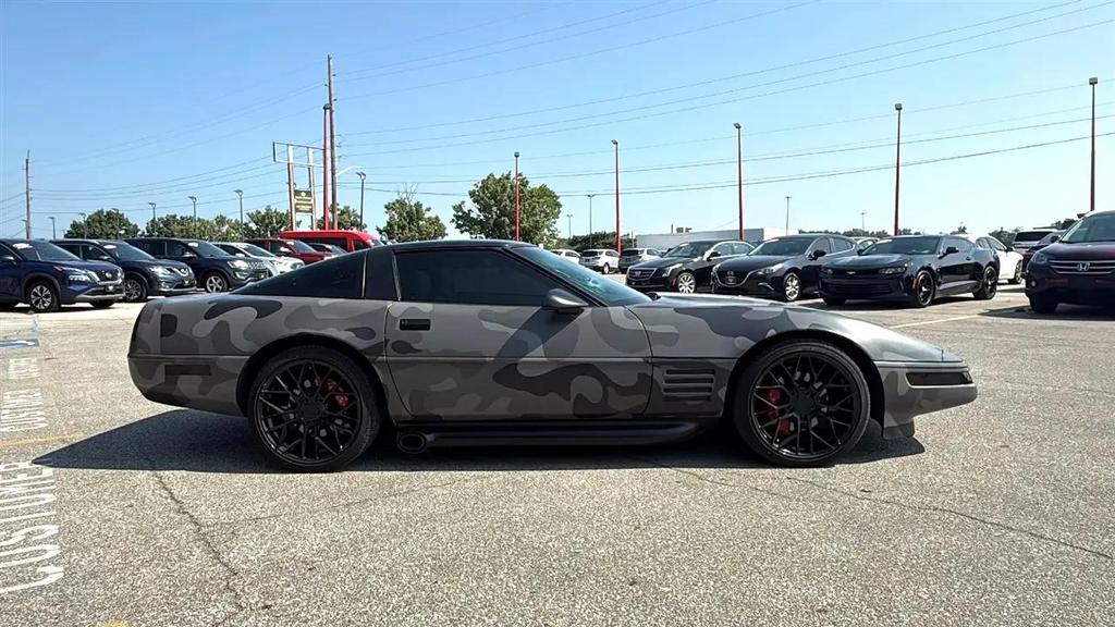 used 1992 Chevrolet Corvette car, priced at $18,995