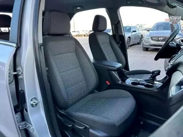 used 2022 Chevrolet Equinox car, priced at $16,995