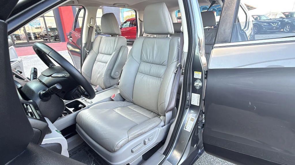 used 2014 Honda CR-V car, priced at $14,495