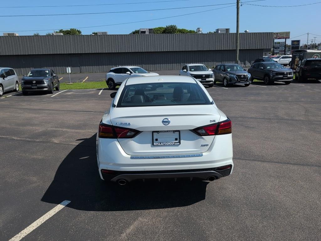 used 2022 Nissan Altima car, priced at $24,117