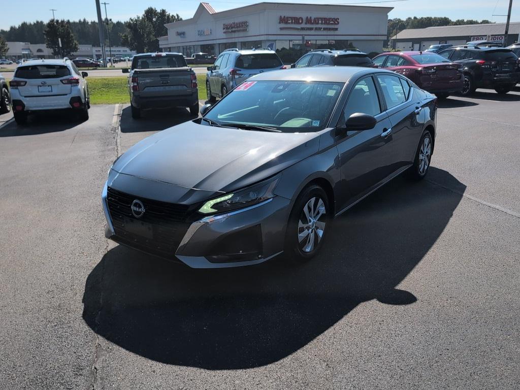 used 2024 Nissan Altima car, priced at $19,967
