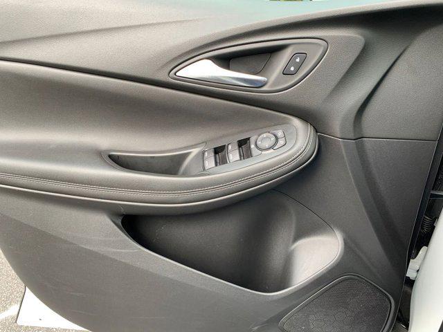 used 2025 Buick Encore GX car, priced at $19,900