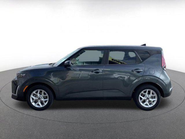 used 2024 Kia Soul car, priced at $17,894