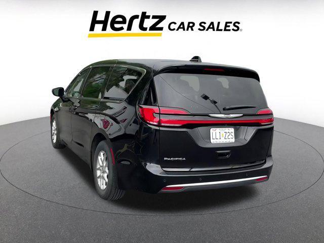used 2024 Chrysler Pacifica car, priced at $35,381