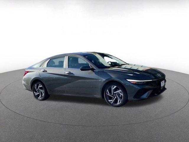 used 2025 Hyundai Elantra car, priced at $19,362