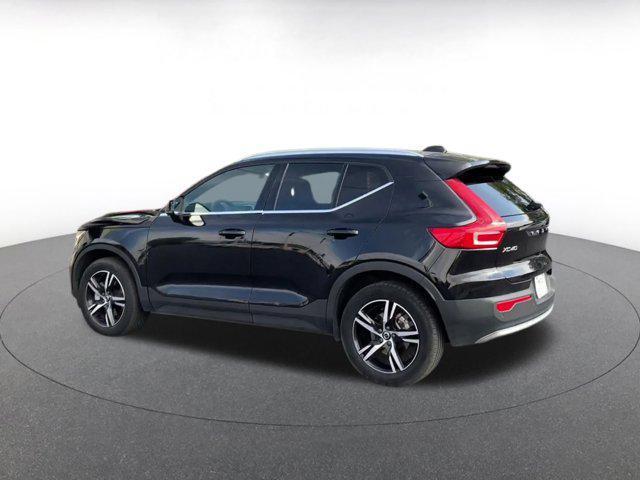 used 2024 Volvo XC40 car, priced at $23,864