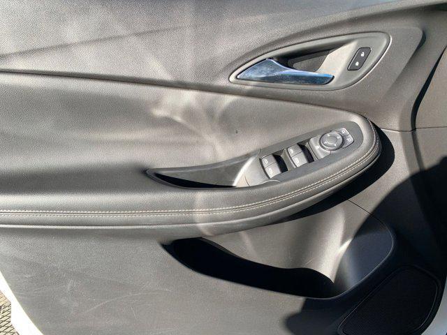 used 2025 Buick Encore GX car, priced at $20,000