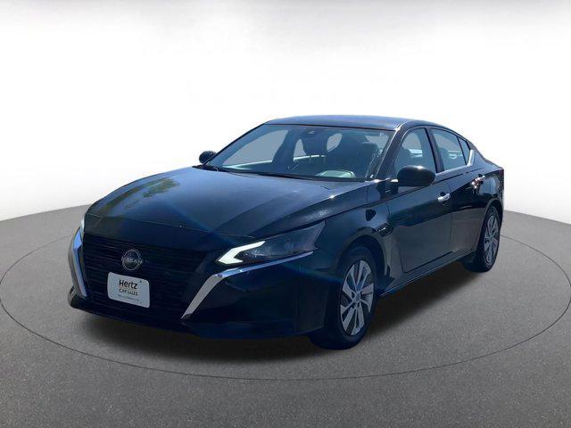 used 2023 Nissan Altima car, priced at $16,221