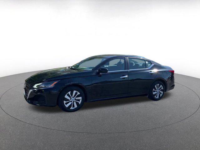 used 2023 Nissan Altima car, priced at $16,221